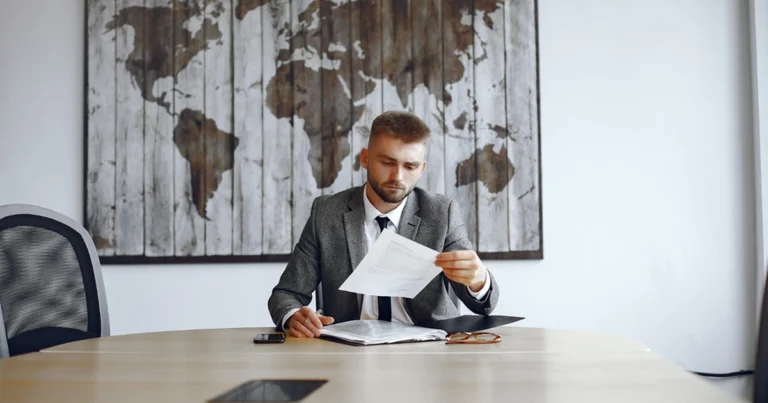 How Long Can You Run a Business in the UAE Without a Visa