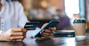 Can You Open a UAE Bank Account Without a Visa? (RAKEZ Business Guide)