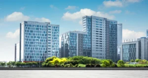 Is RAKEZ Better Than Mainland for Startups